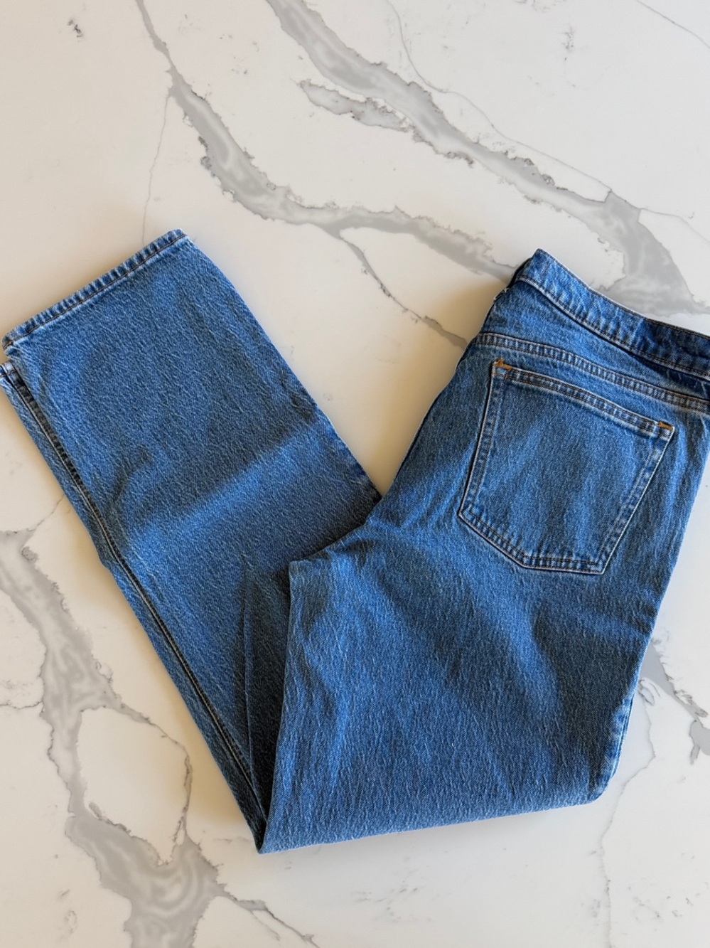 Abercrombie & Fitch Women’s The 90’s Straight Jeans in Classic Blue